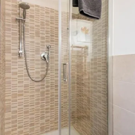 Casa Al 4 Apartment